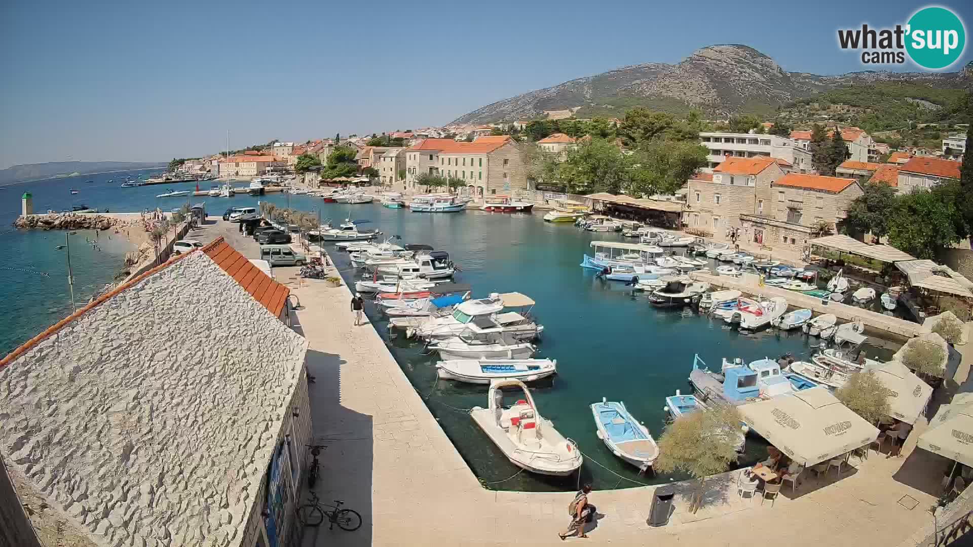 Webcam Bol Harbour – Live View of Bol Riva & Marina