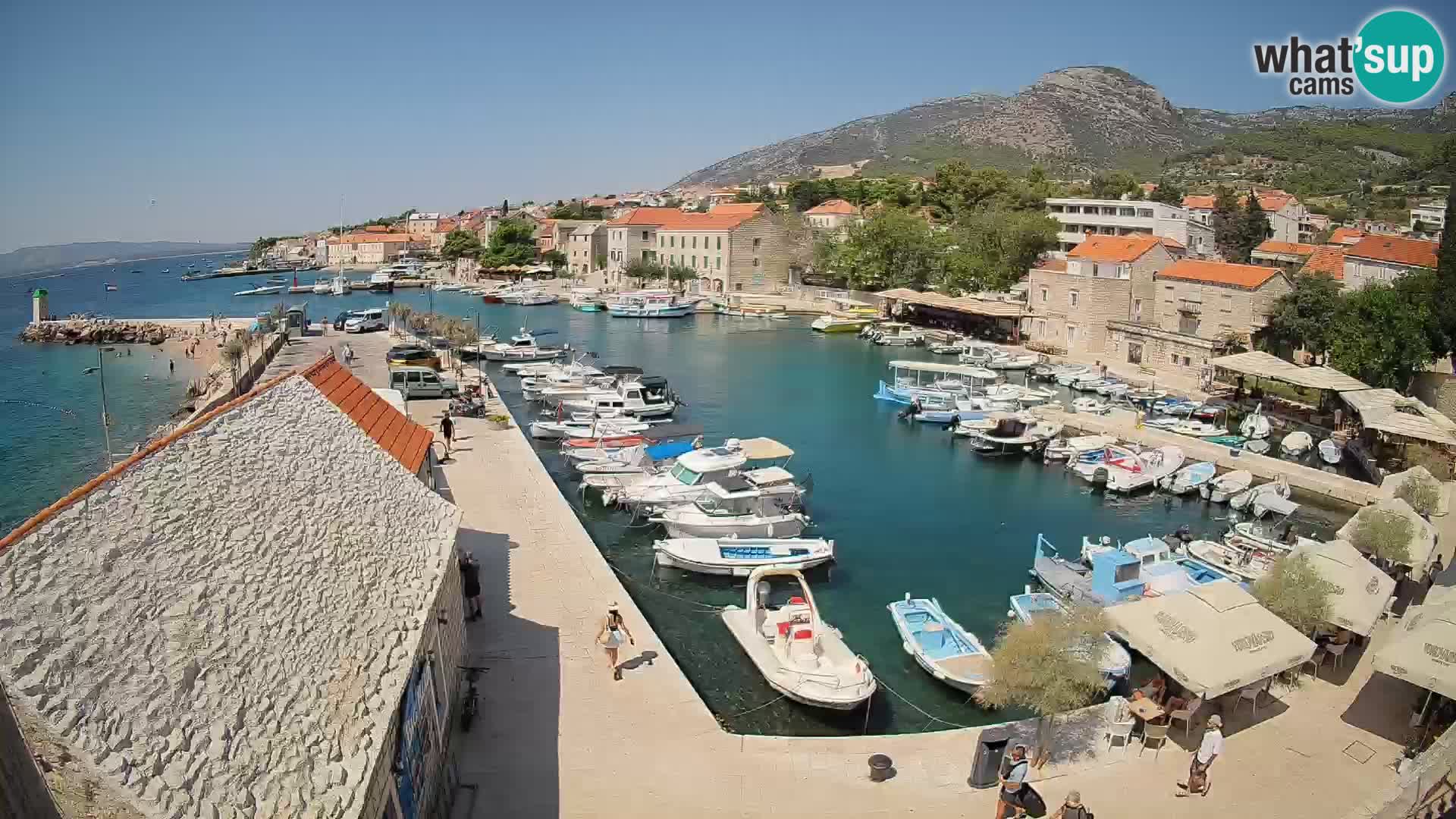 Webcam Bol Harbour – Live View of Bol Riva & Marina