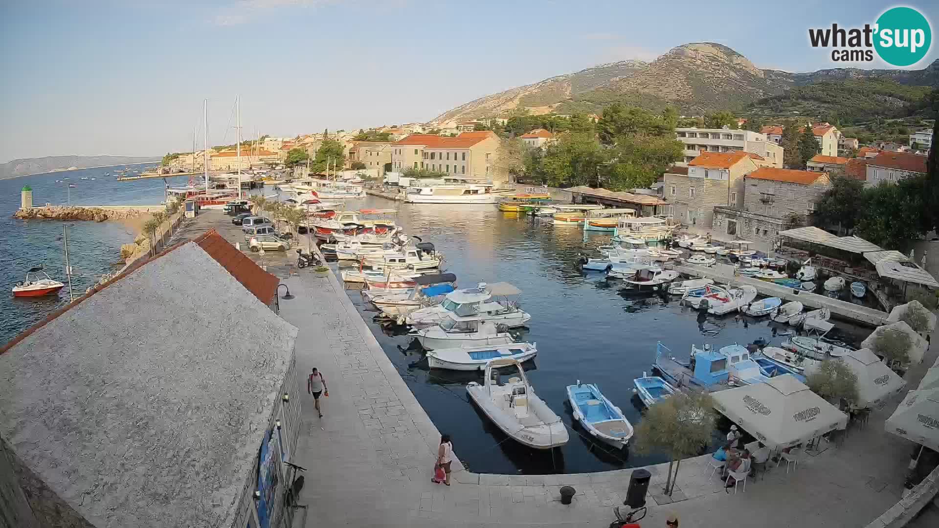 Webcam Bol Harbour – Live View of Bol Riva & Marina
