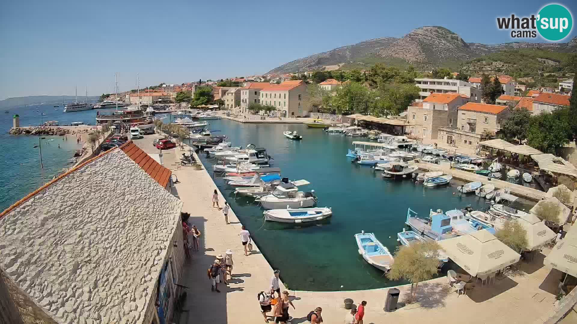 Webcam Bol Harbour – Live View of Bol Riva & Marina