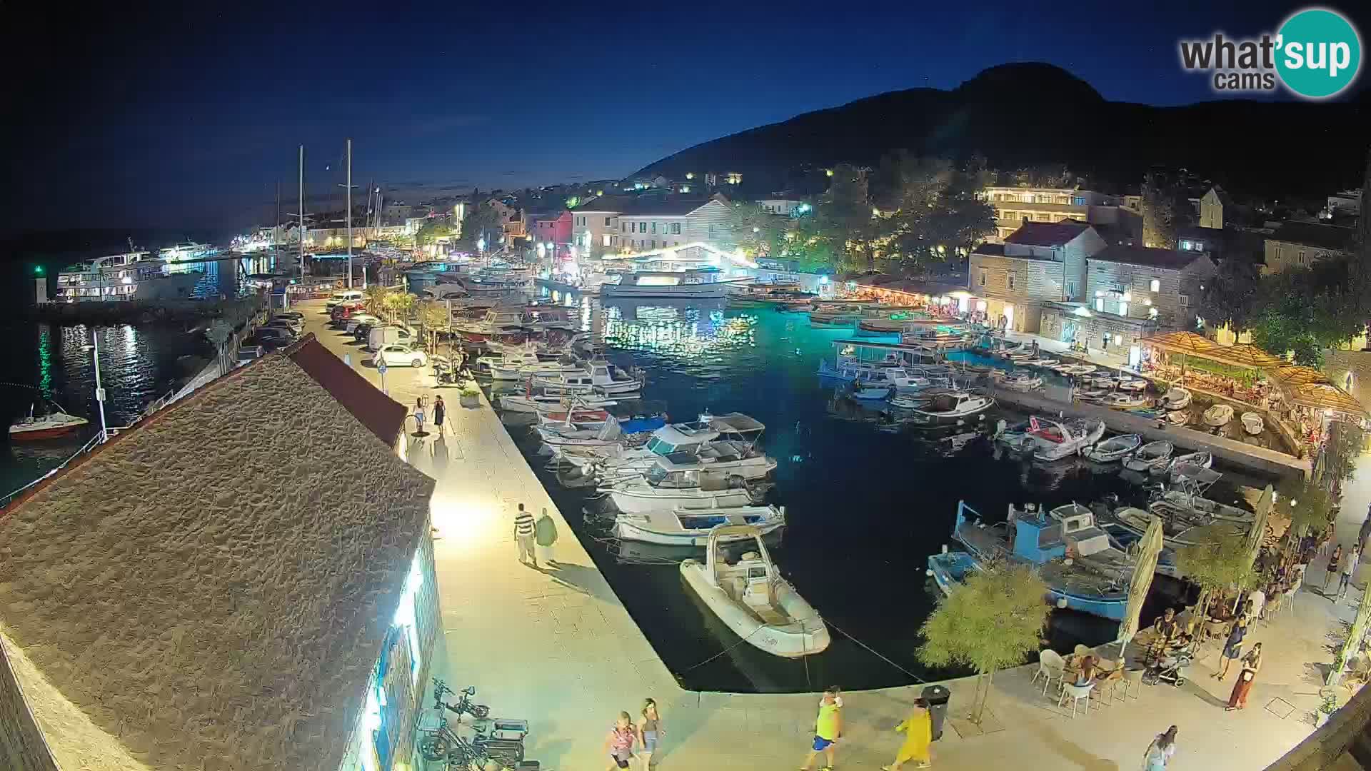 Webcam Bol Harbour – Live View of Bol Riva & Marina