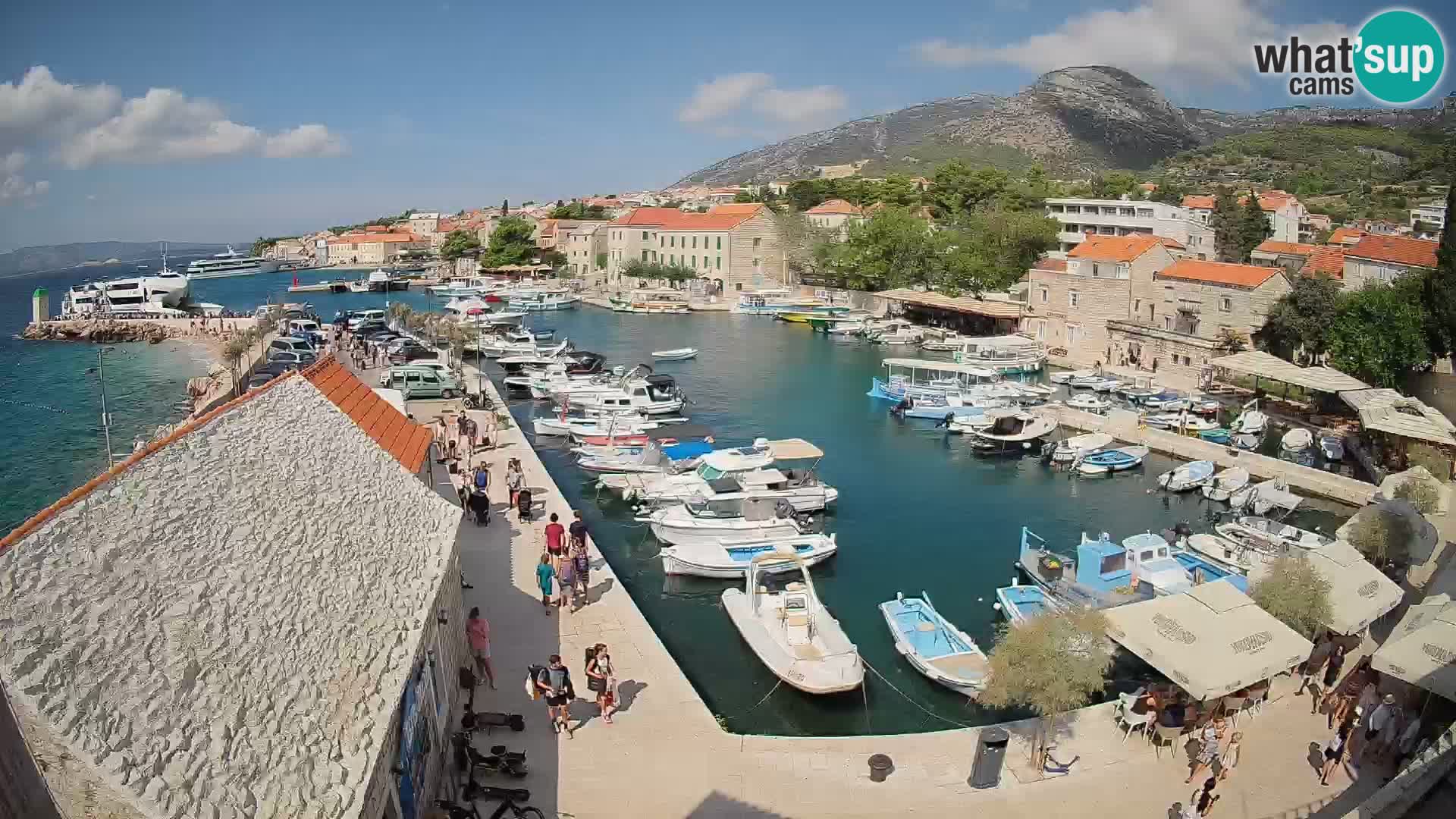 Webcam porto di Bol – Vista live sulla Riva e Marina