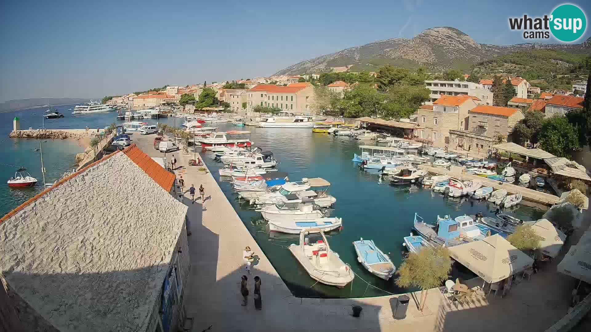 Webcam Bol Harbour – Live View of Bol Riva & Marina