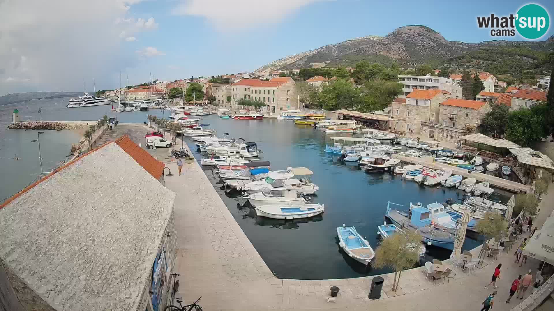Webcam Bol Harbour – Live View of Bol Riva & Marina