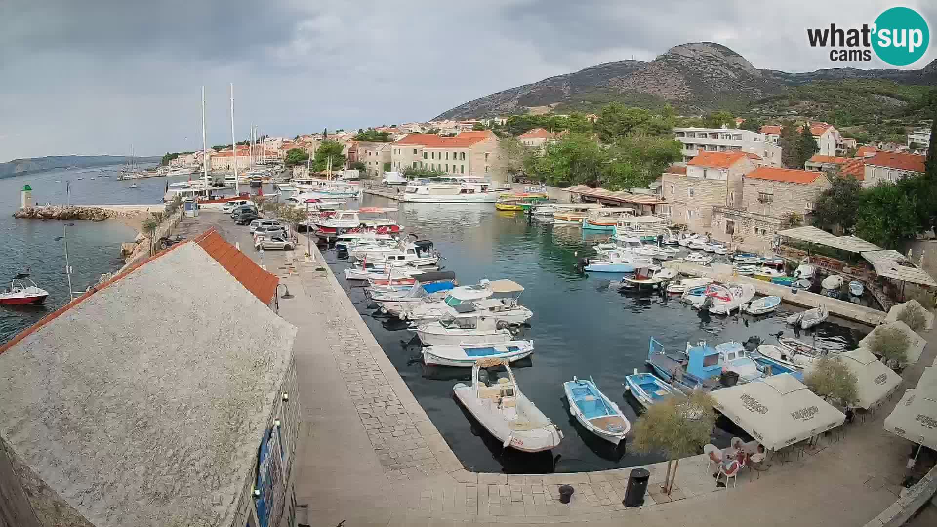 Webcam Bol Hafen – Liveblick auf Bol Riva & Marina