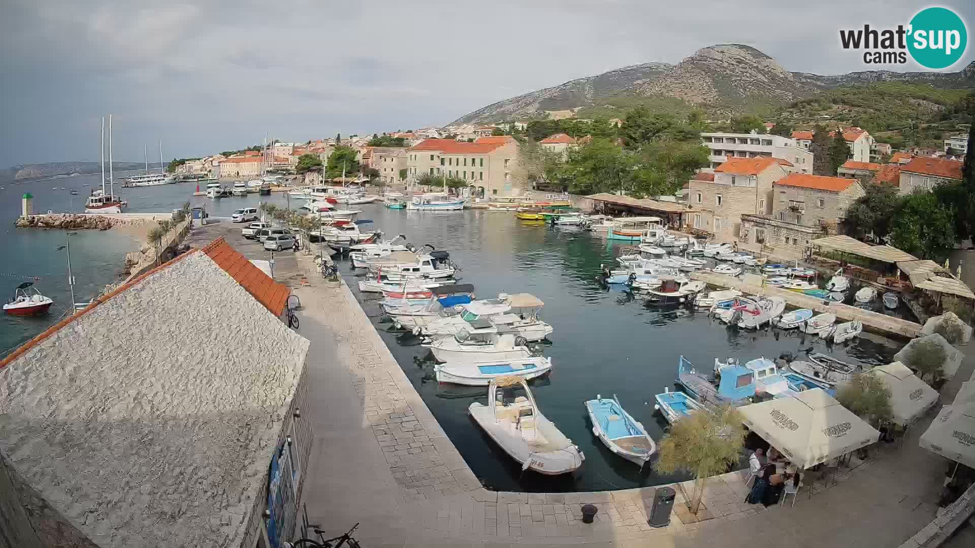 Webcam Bol Harbour – Live View of Bol Riva & Marina