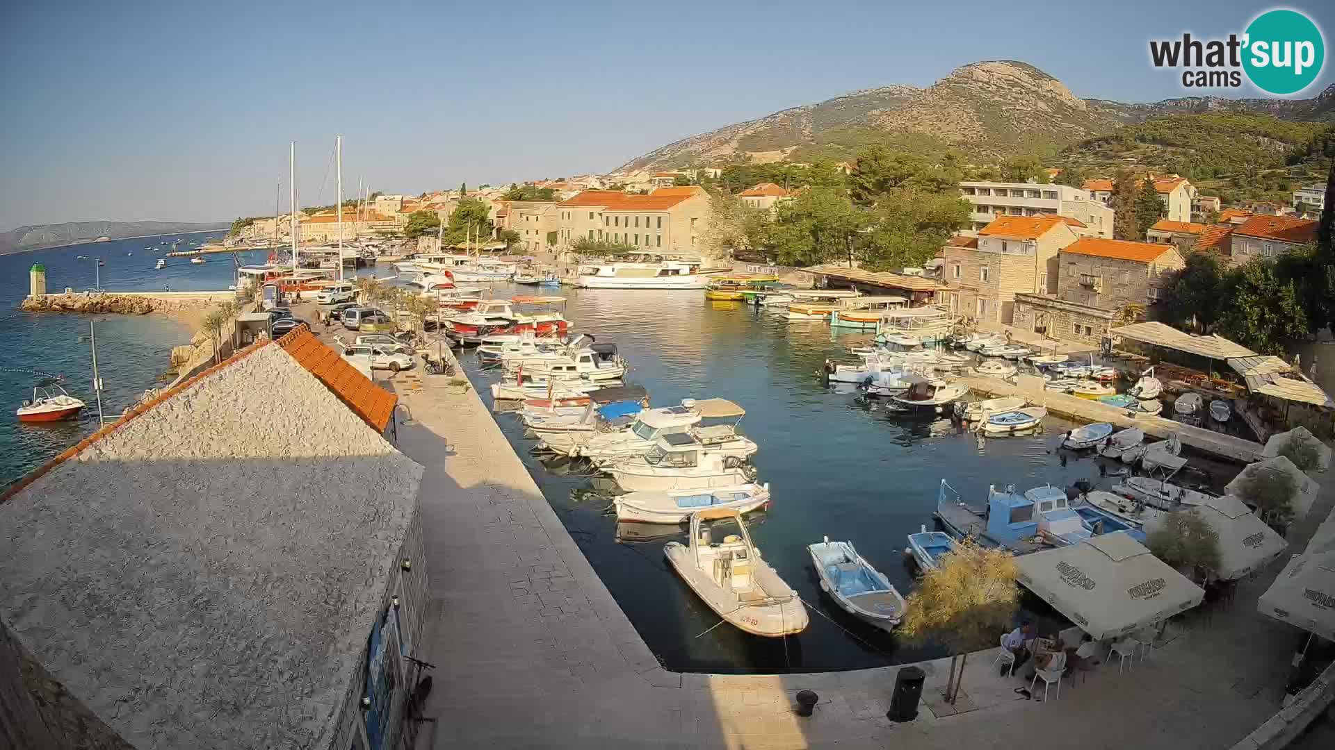 Webcam Bol Hafen – Liveblick auf Bol Riva & Marina