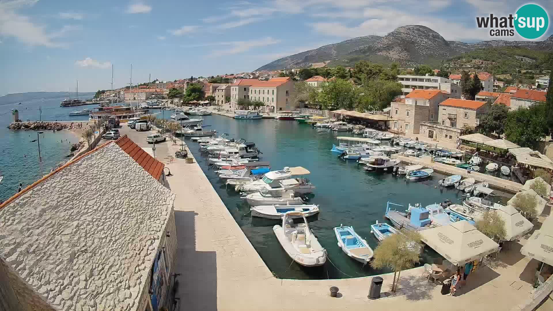 Webcam Bol Harbour – Live View of Bol Riva & Marina