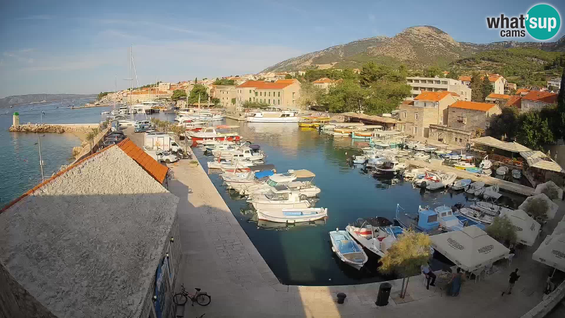 Webcam Bol Harbour – Live View of Bol Riva & Marina