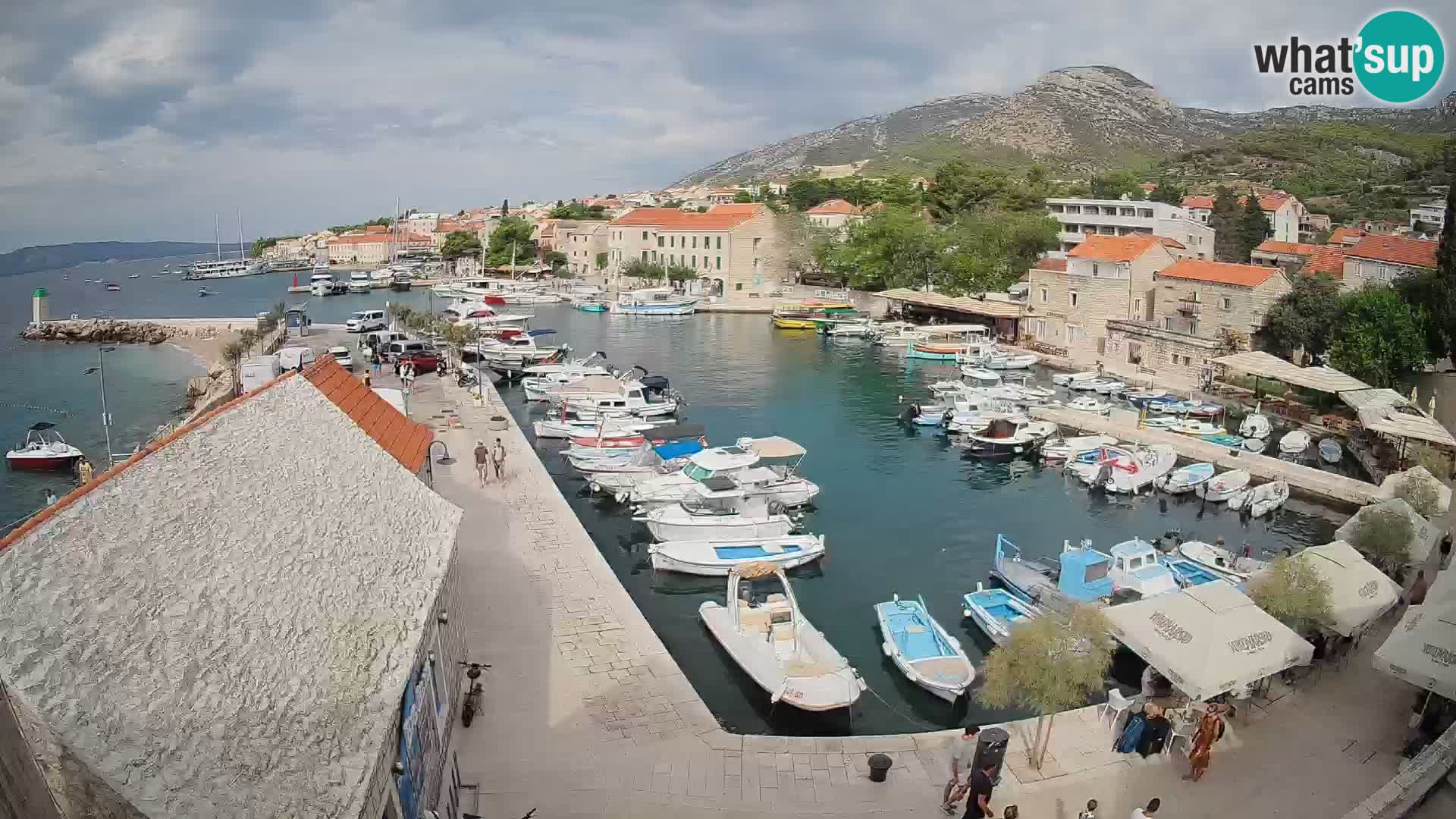 Webcam Bol Hafen – Liveblick auf Bol Riva & Marina