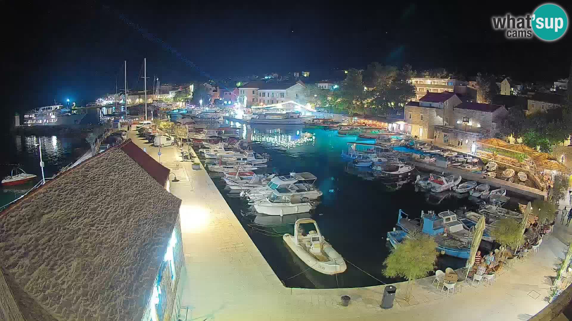 Webcam Bol Harbour – Live View of Bol Riva & Marina