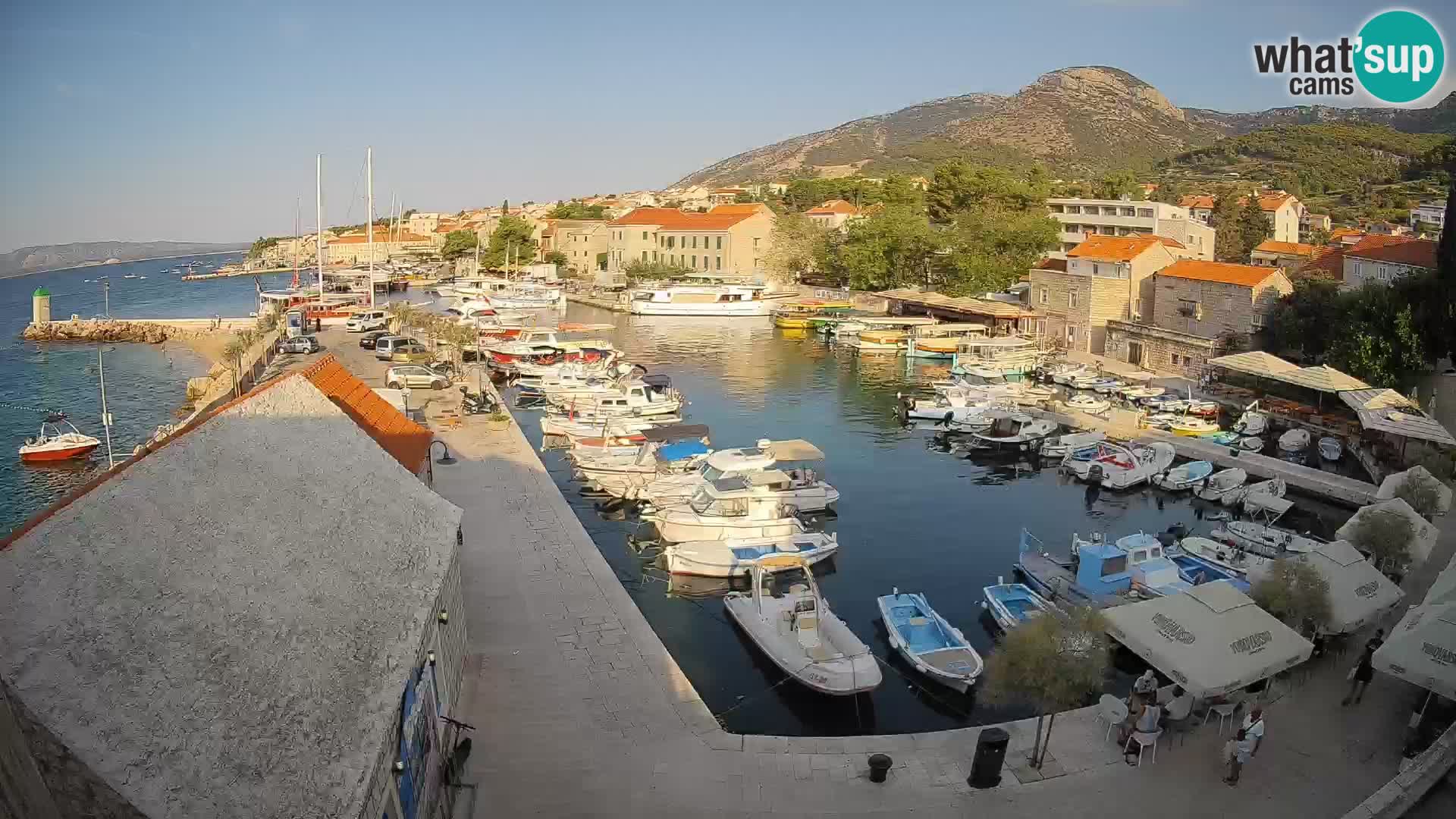 Webcam Bol Harbour – Live View of Bol Riva & Marina