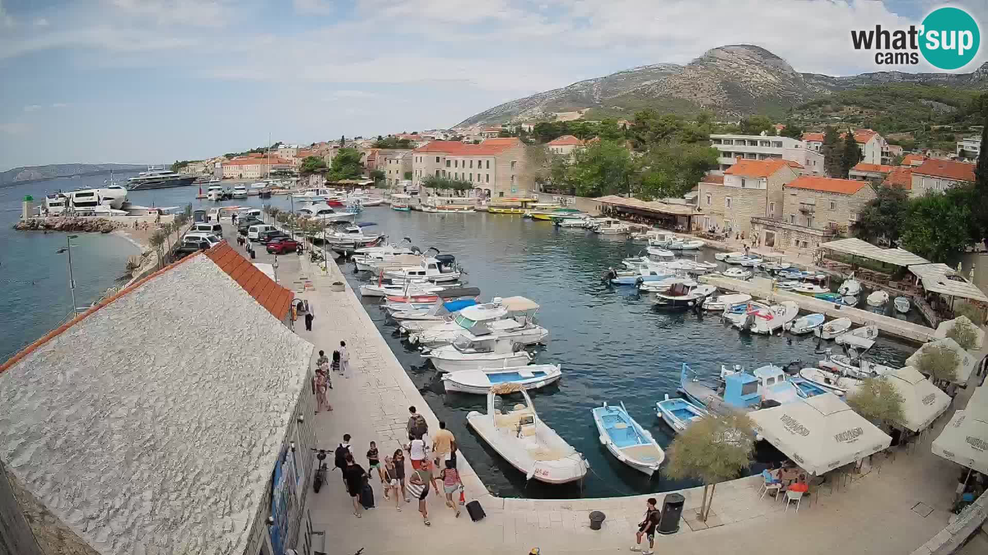 Webcam porto di Bol – Vista live sulla Riva e Marina