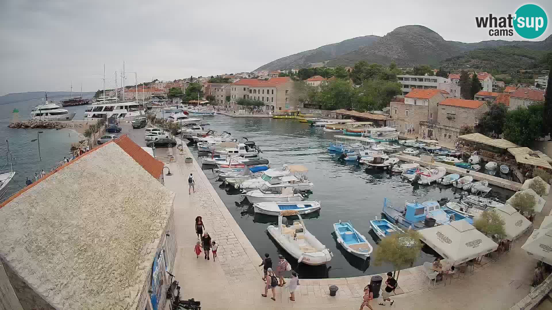 Webcam Bol Harbour – Live View of Bol Riva & Marina