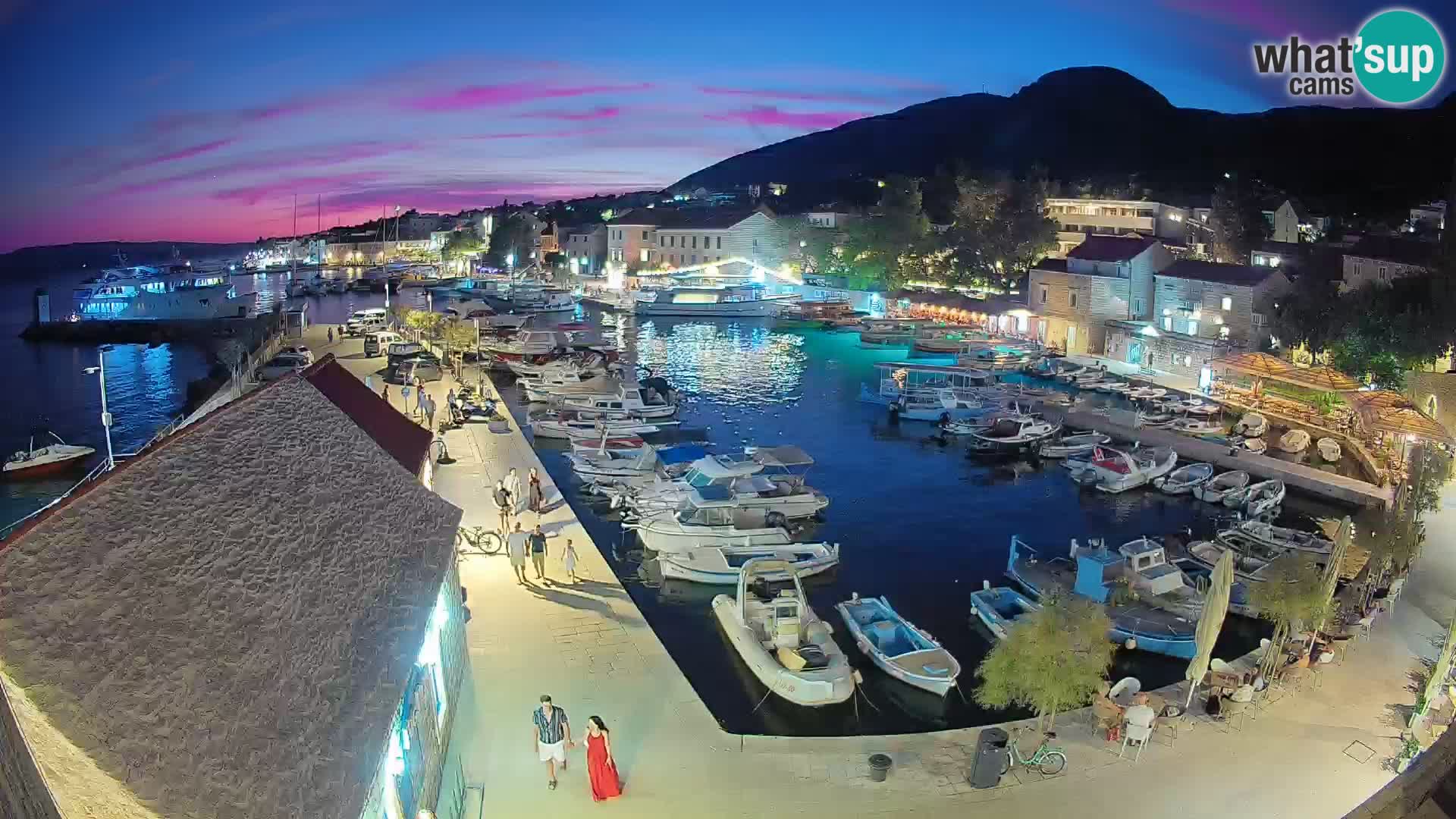 Webcam Bol Harbour – Live View of Bol Riva & Marina