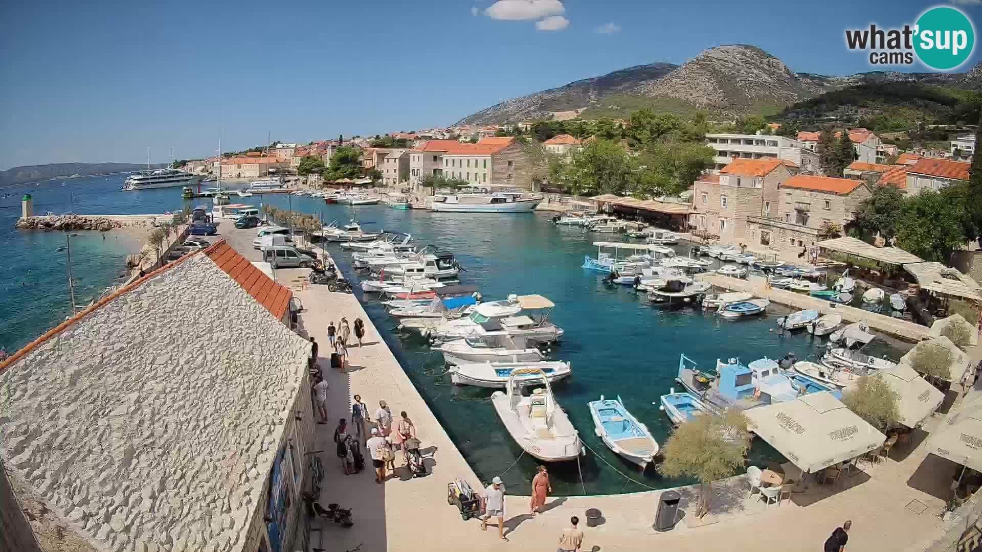 Webcam Bol Harbour – Live View of Bol Riva & Marina