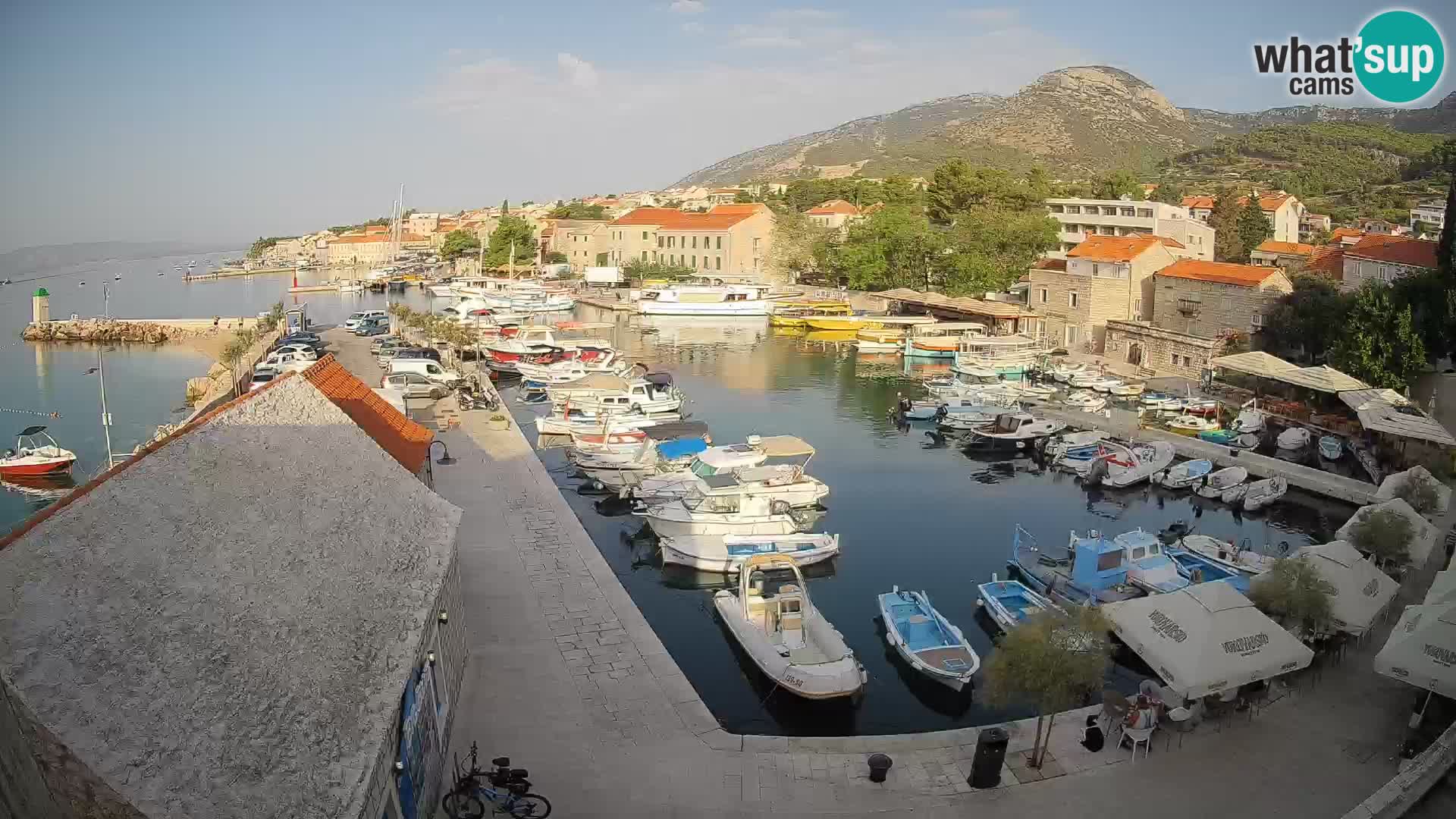 Webcam Bol Harbour – Live View of Bol Riva & Marina