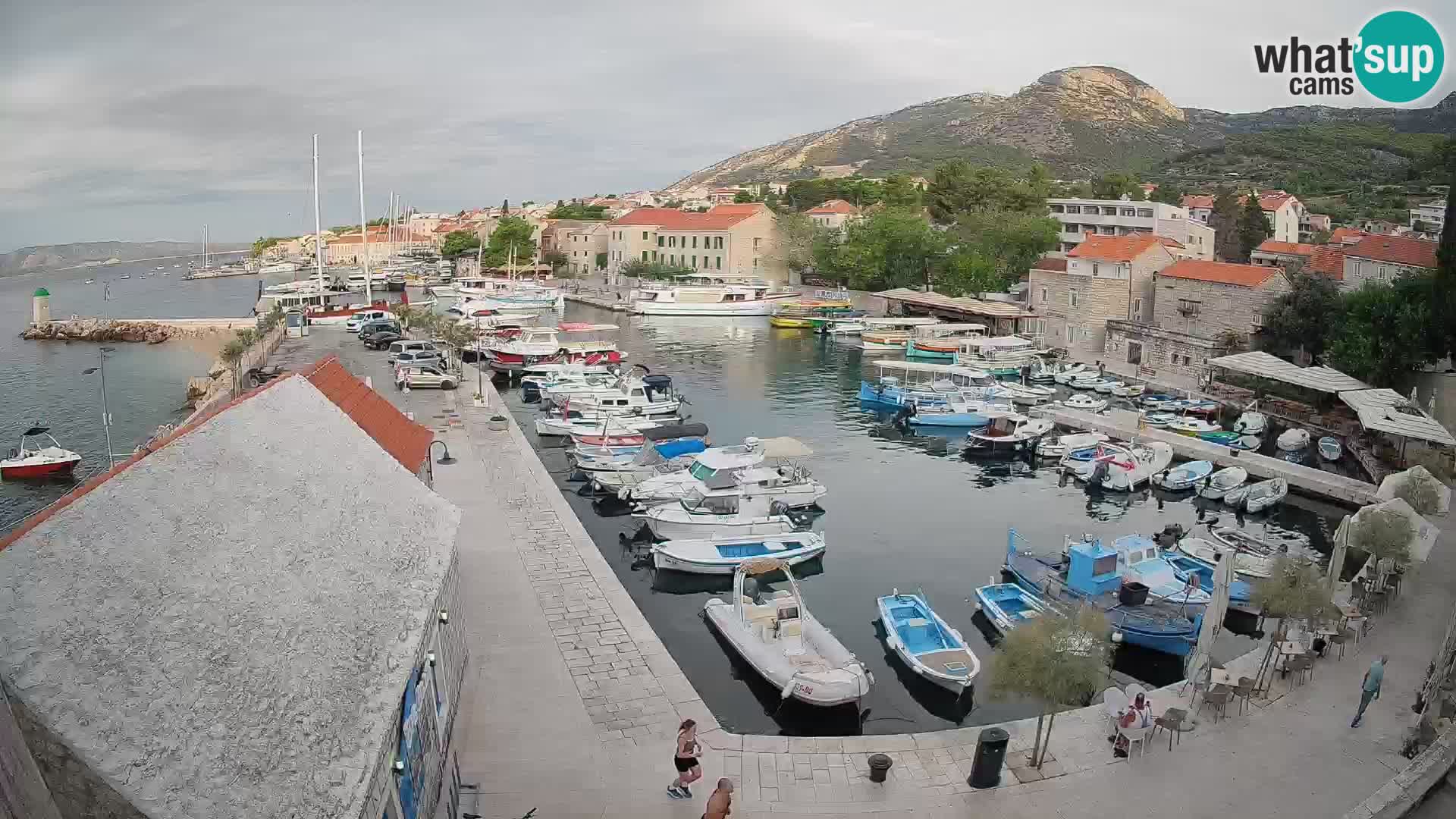 Webcam Bol Harbour – Live View of Bol Riva & Marina