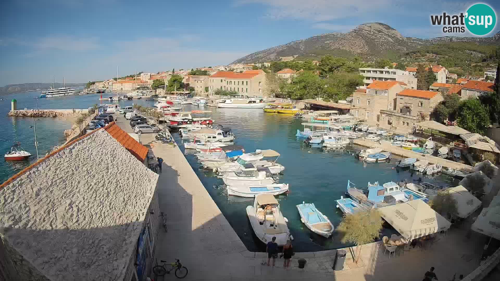 Webcam Bol Harbour – Live View of Bol Riva & Marina