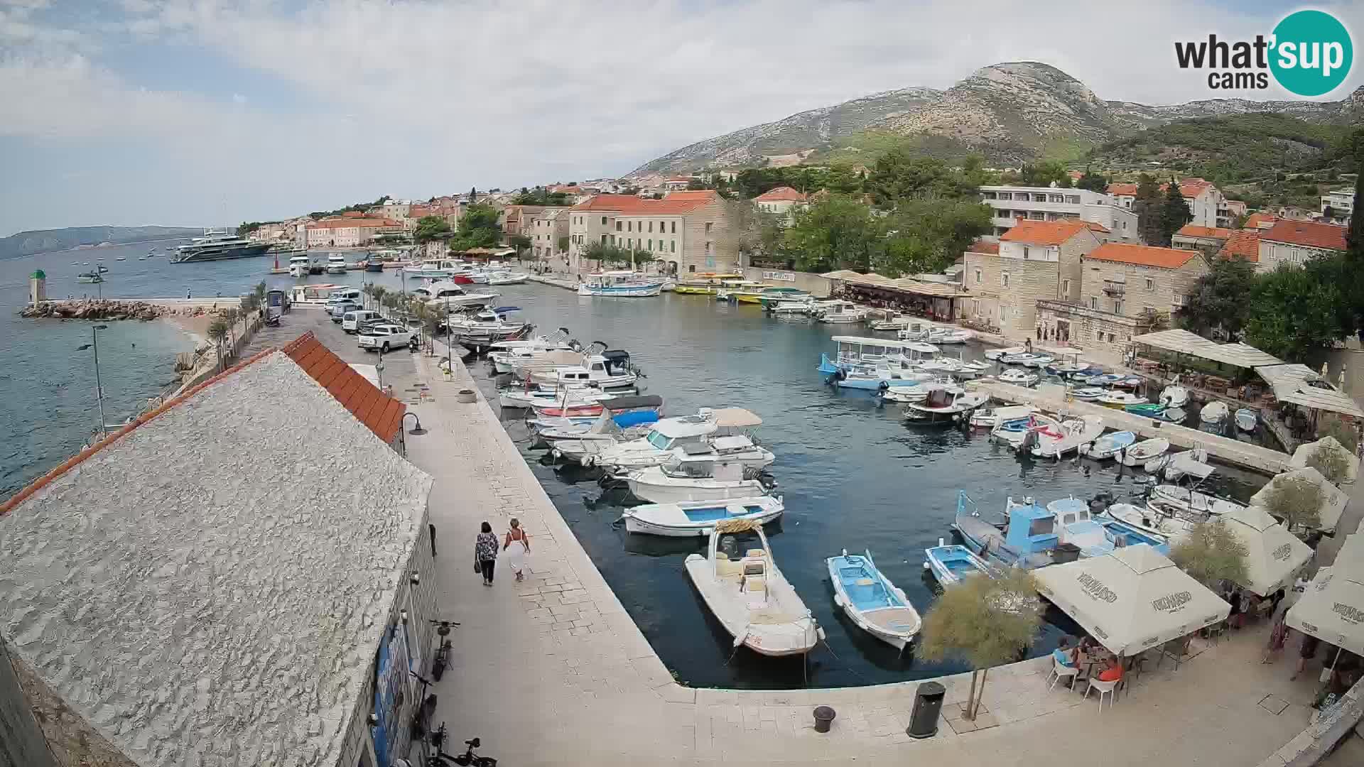 Webcam Bol Harbour – Live View of Bol Riva & Marina