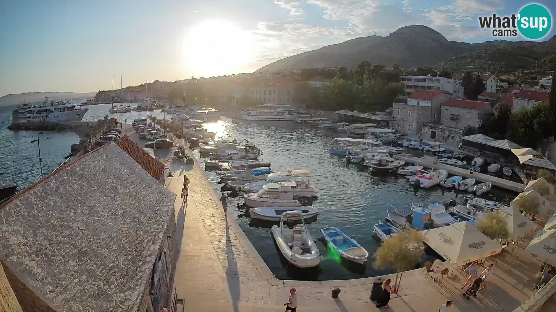 Webcam Bol Harbour – Live View of Bol Riva & Marina