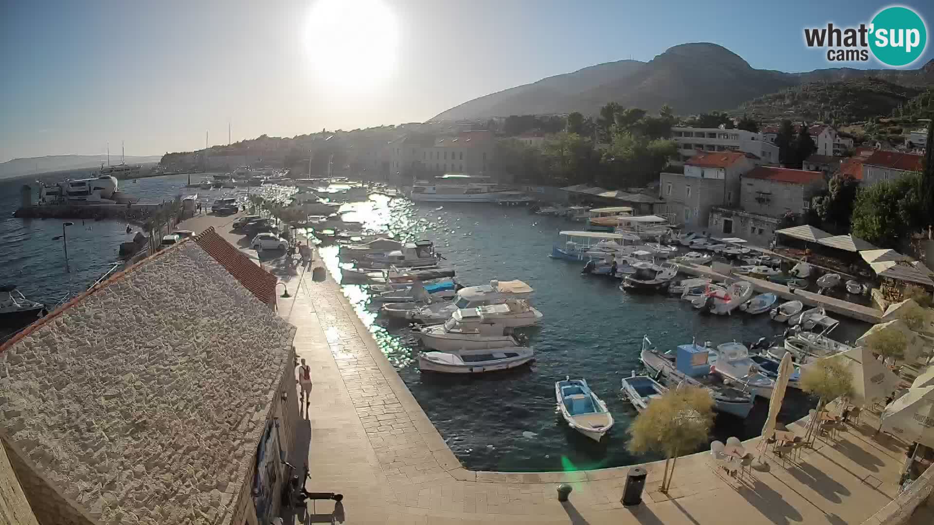 Webcam Bol Harbour – Live View of Bol Riva & Marina