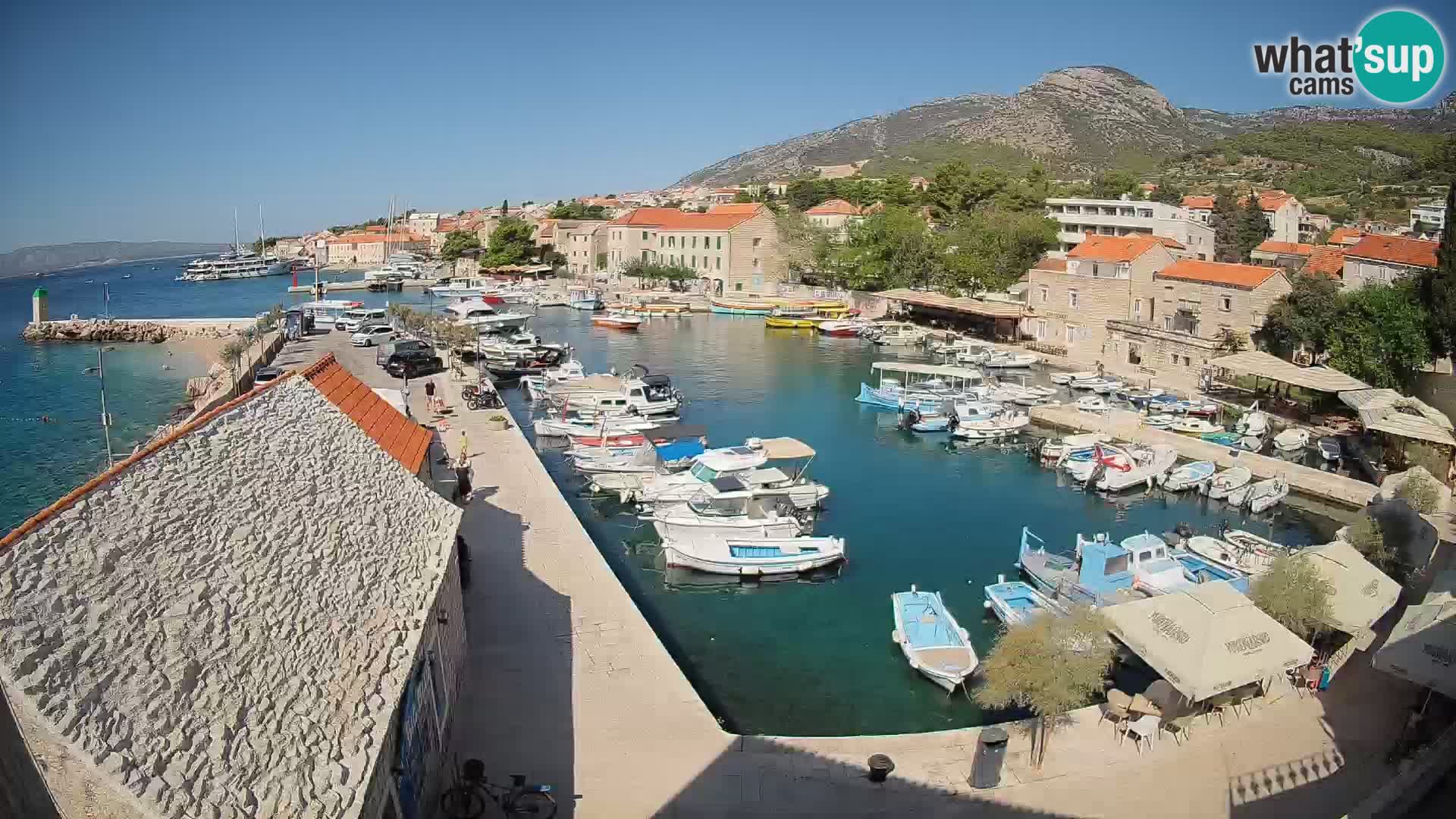 Webcam Bol Hafen – Liveblick auf Bol Riva & Marina