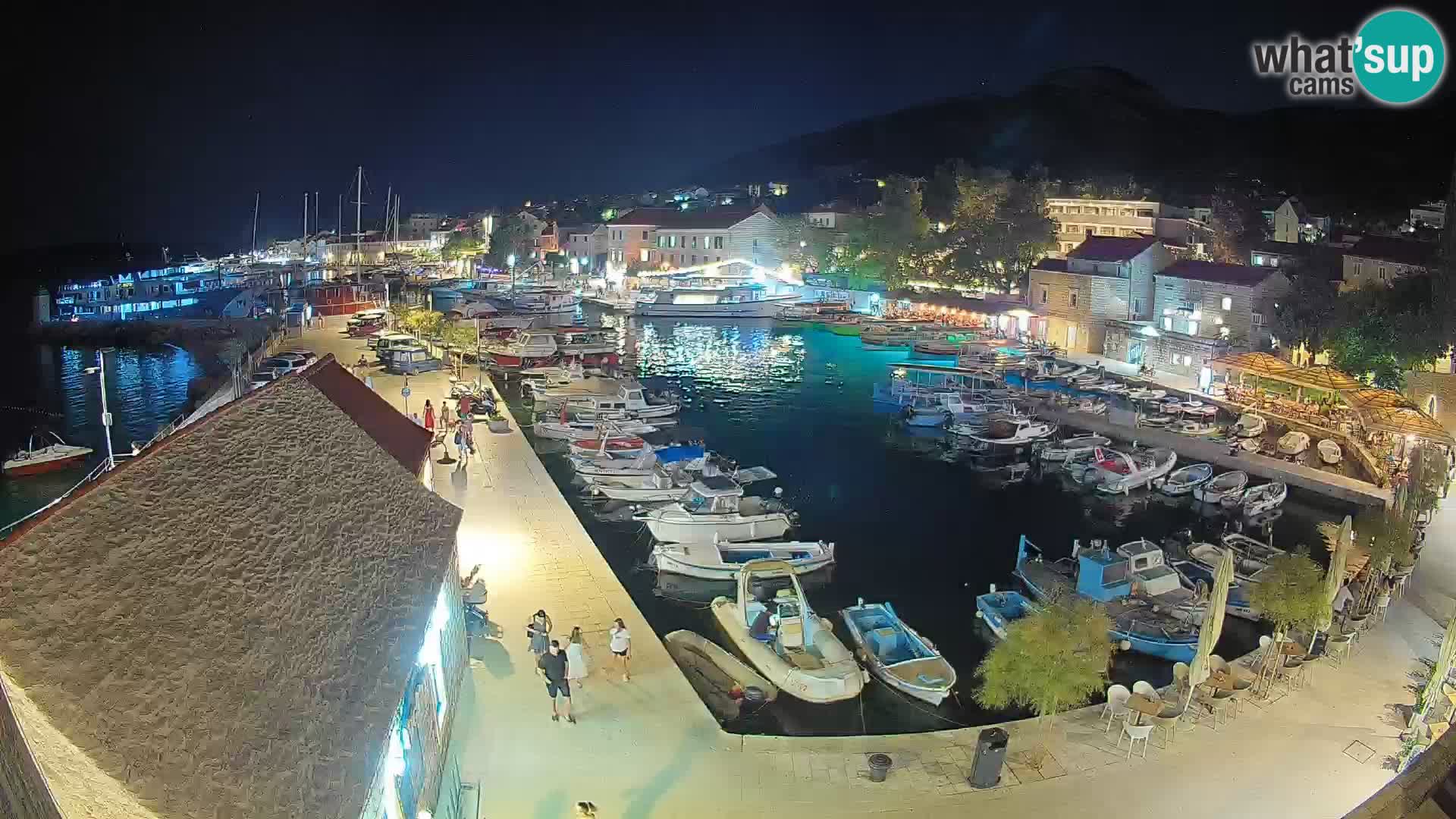 Webcam Bol Hafen – Liveblick auf Bol Riva & Marina