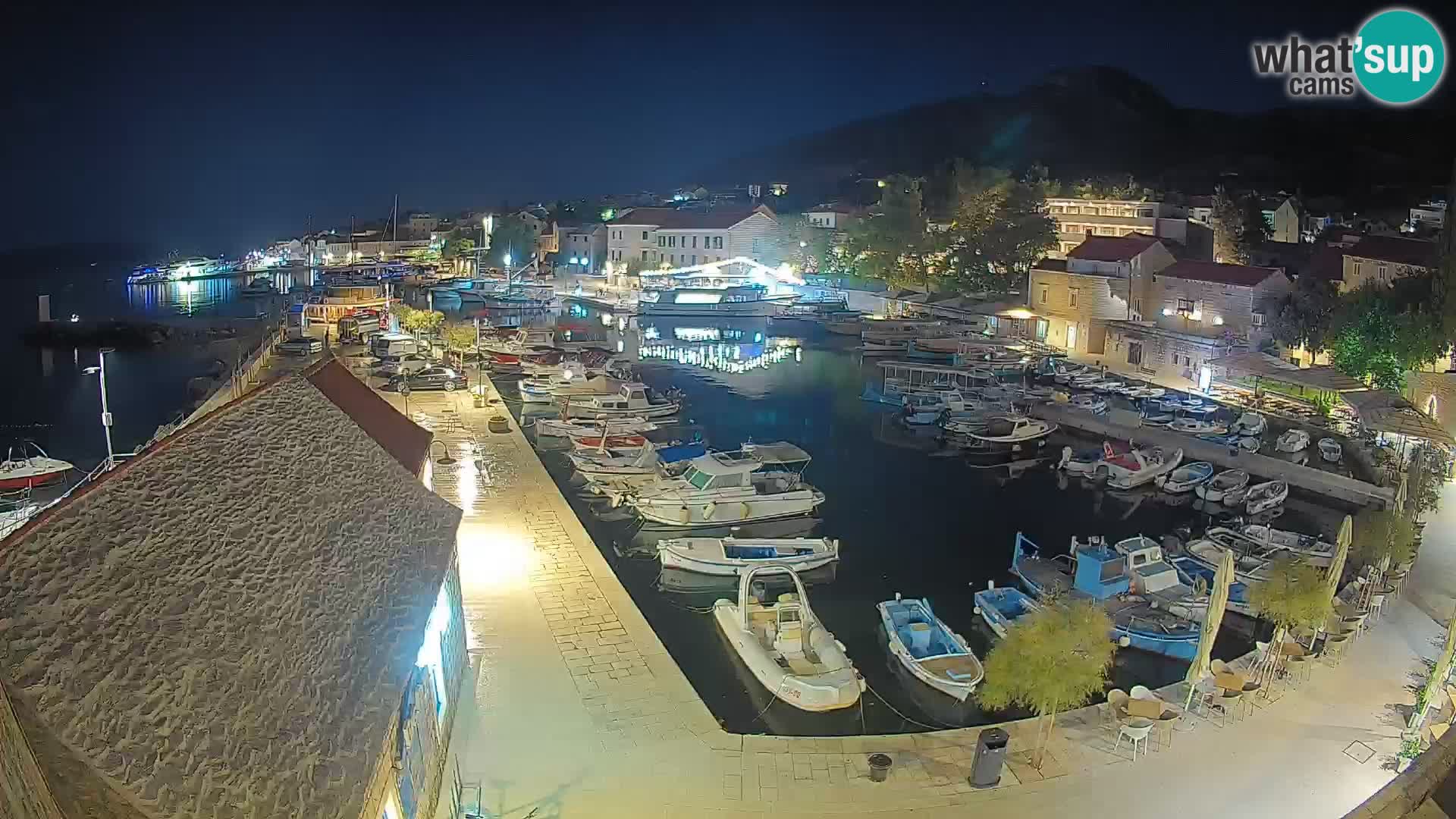 Webcam Bol Hafen – Liveblick auf Bol Riva & Marina