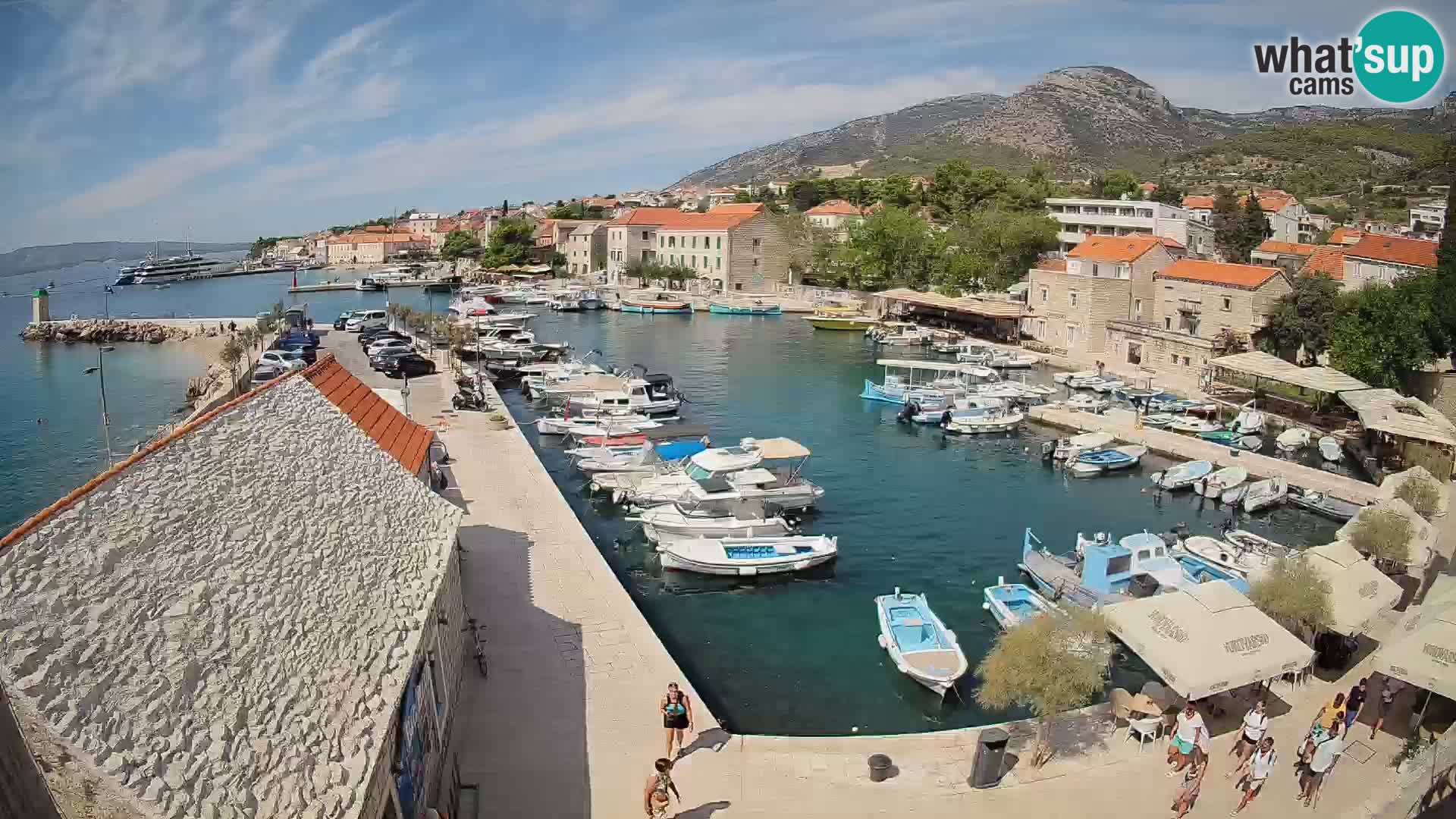 Webcam Bol Harbour – Live View of Bol Riva & Marina