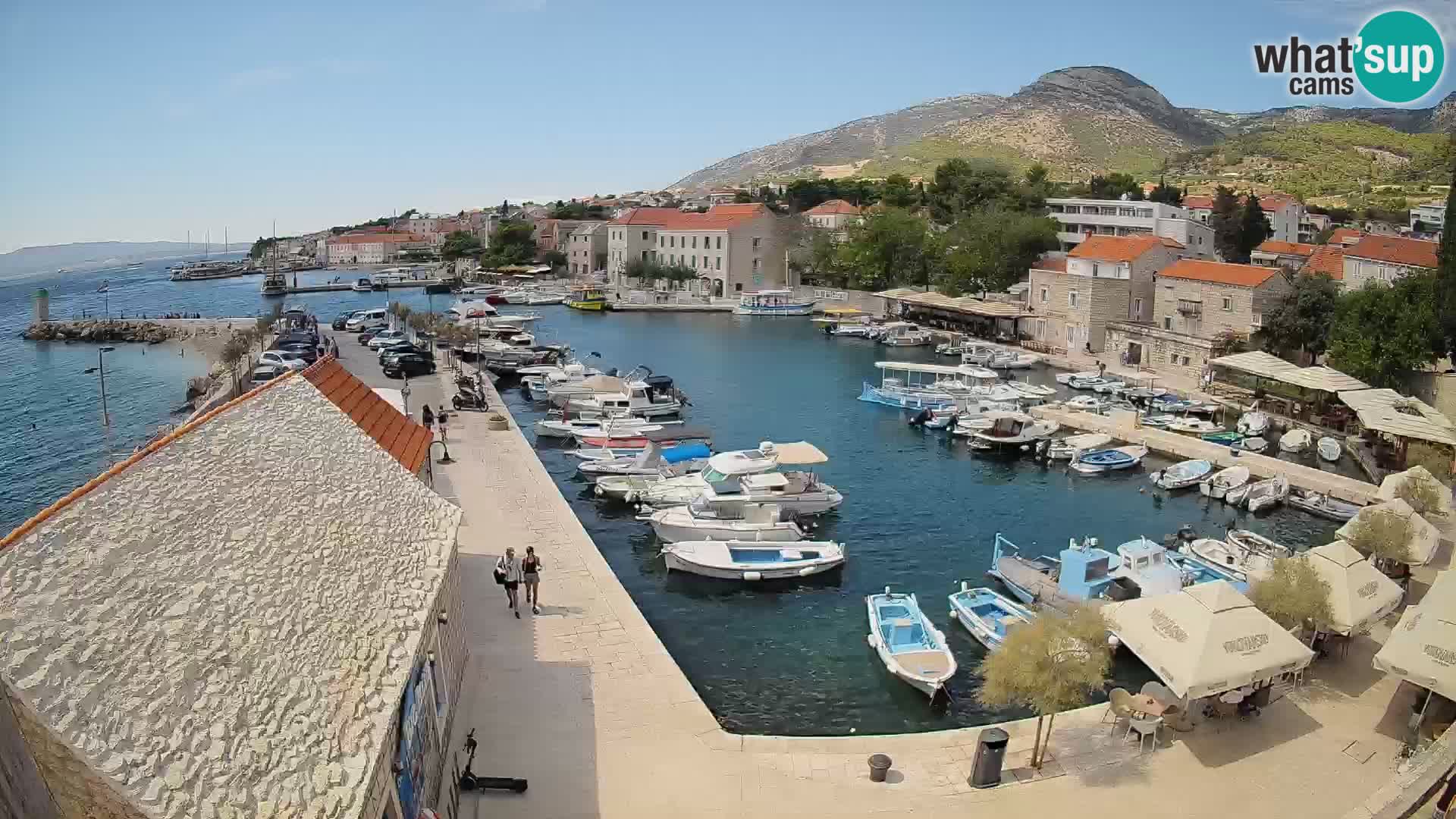 Webcam Bol Hafen – Liveblick auf Bol Riva & Marina