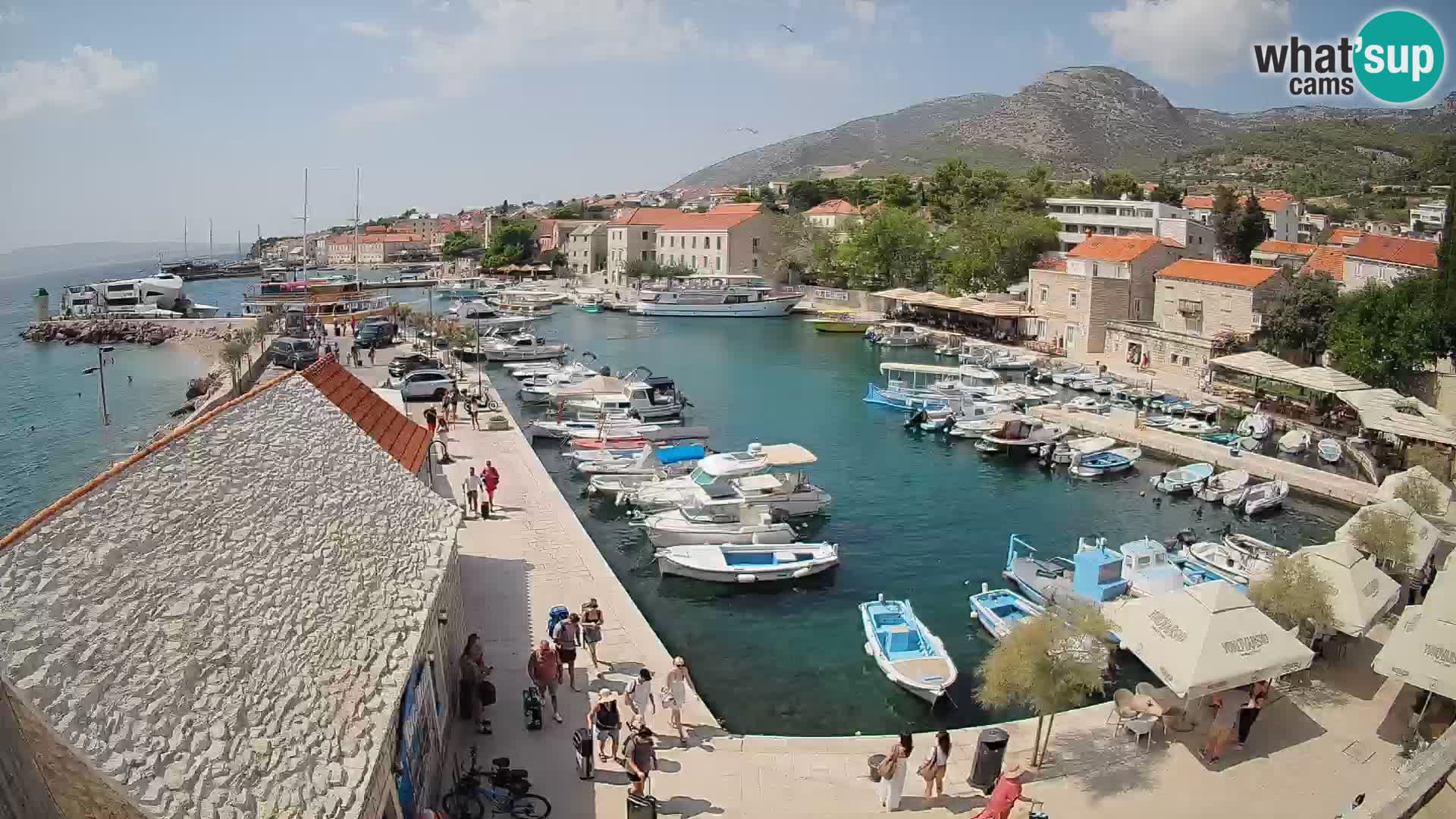 Webcam Bol Harbour – Live View of Bol Riva & Marina