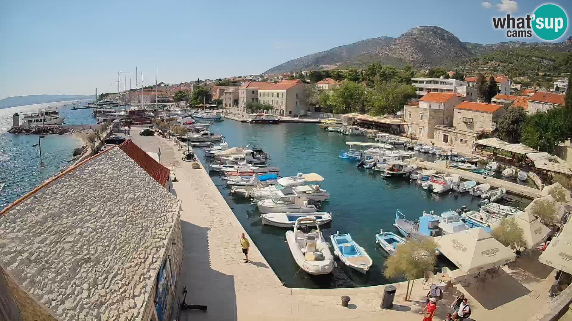 Webcam Bol Hafen – Liveblick auf Bol Riva & Marina