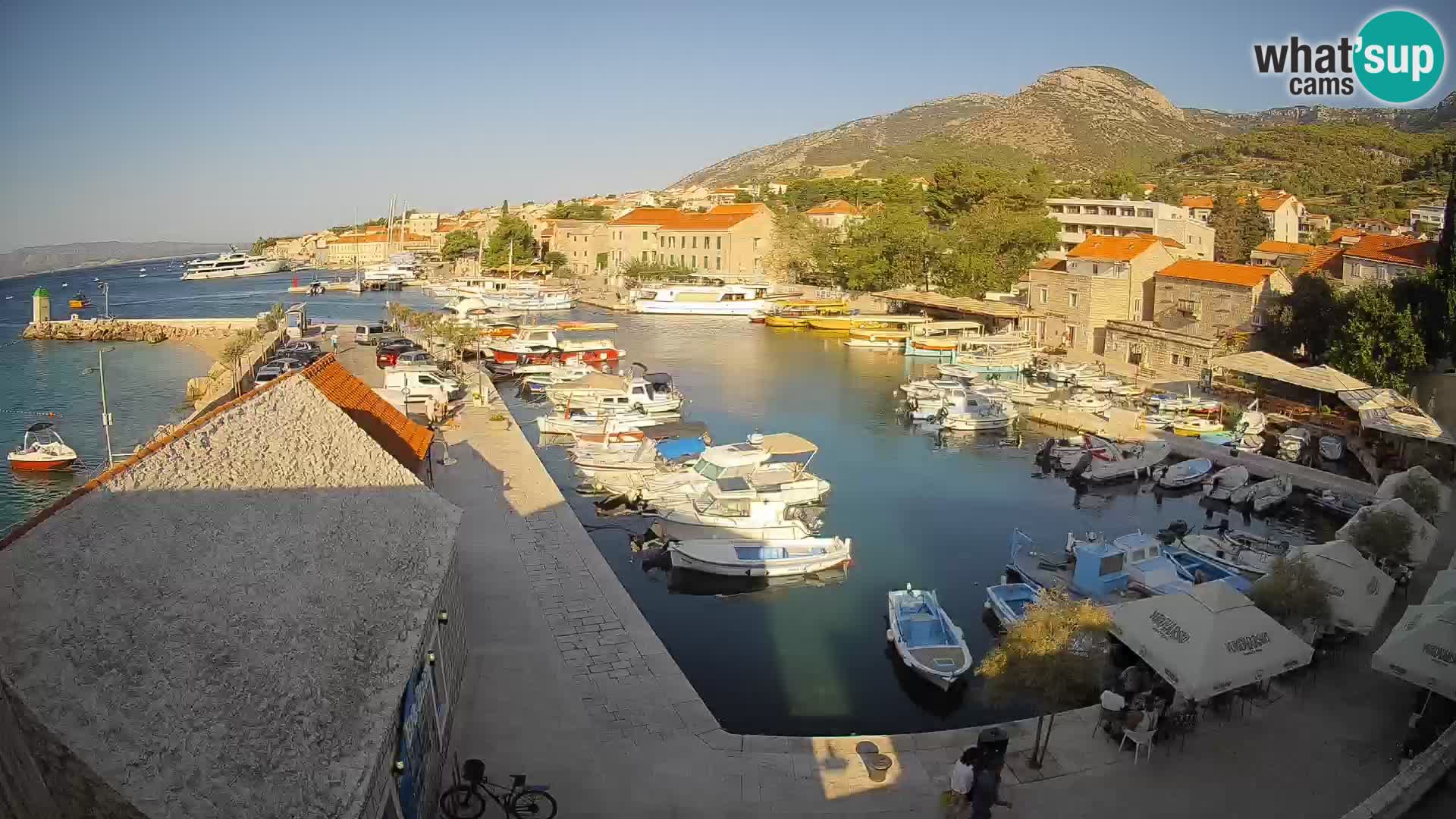 Webcam Bol Harbour – Live View of Bol Riva & Marina