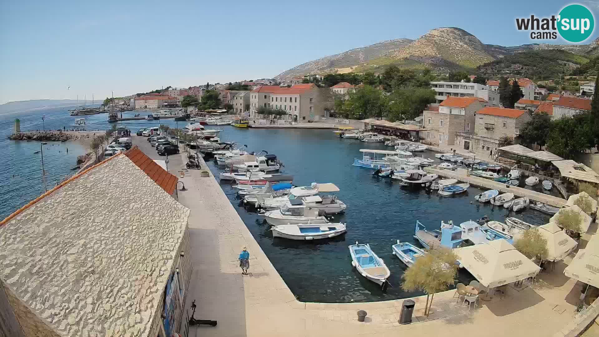 Webcam Bol Harbour – Live View of Bol Riva & Marina