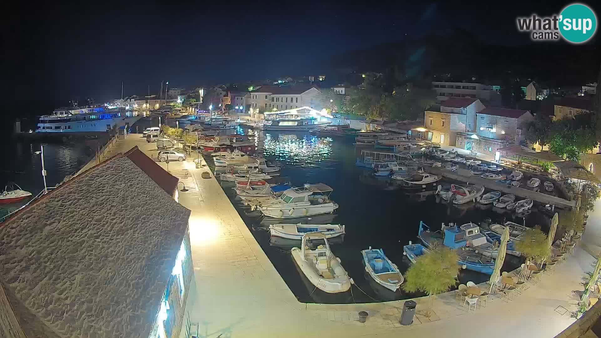 Webcam Bol Hafen – Liveblick auf Bol Riva & Marina