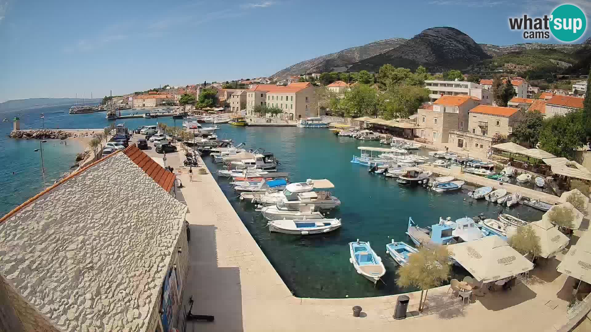 Webcam Bol Harbour – Live View of Bol Riva & Marina