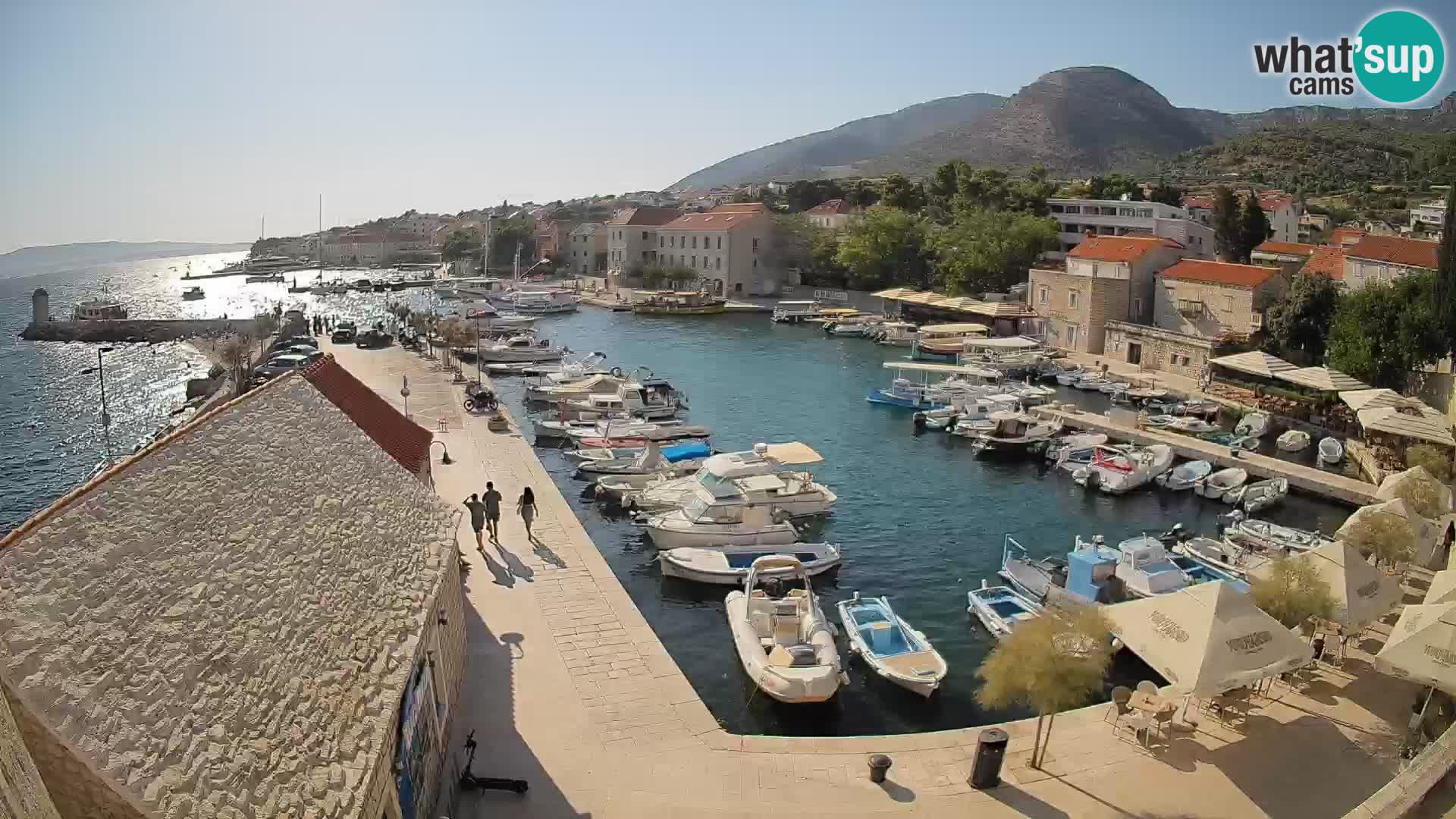 Webcam Bol Harbour – Live View of Bol Riva & Marina
