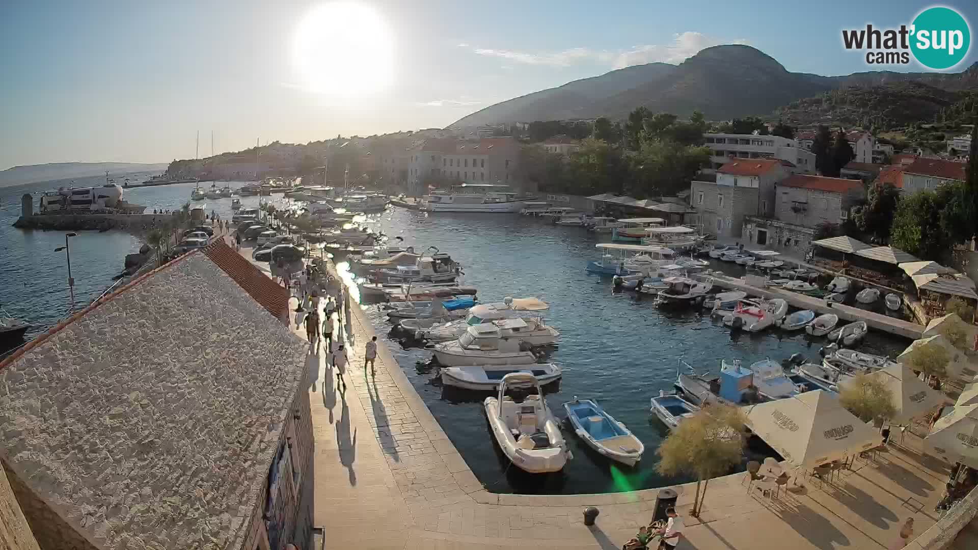 Webcam Bol Harbour – Live View of Bol Riva & Marina