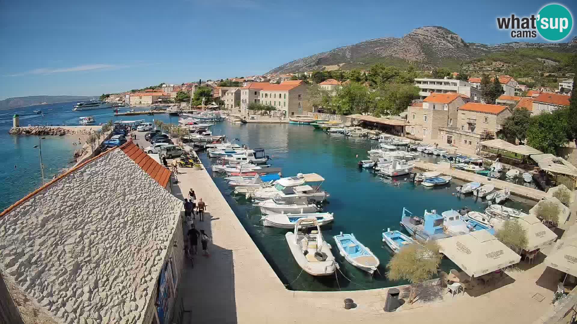 Webcam Bol Hafen – Liveblick auf Bol Riva & Marina
