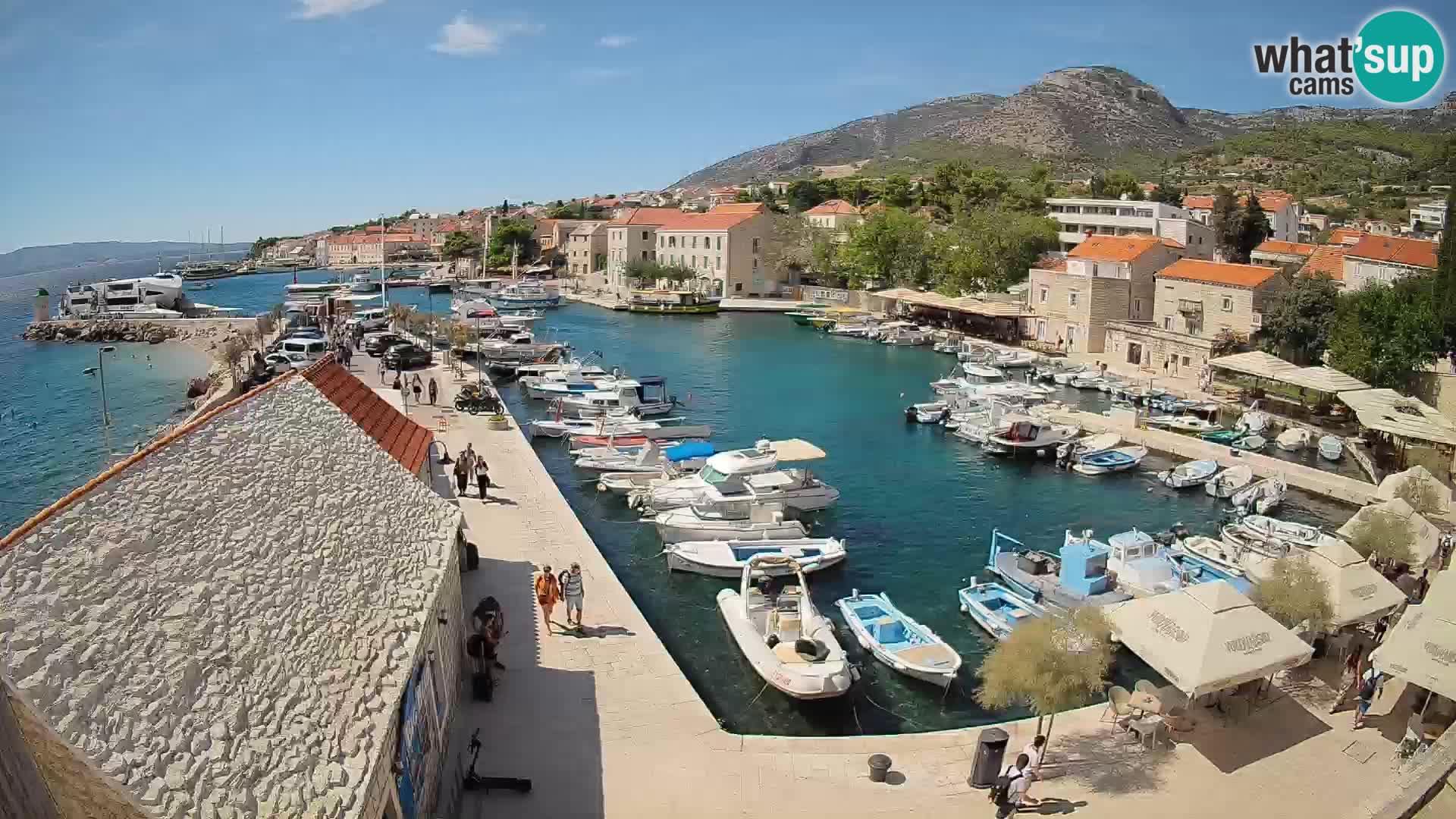 Webcam Bol Harbour – Live View of Bol Riva & Marina