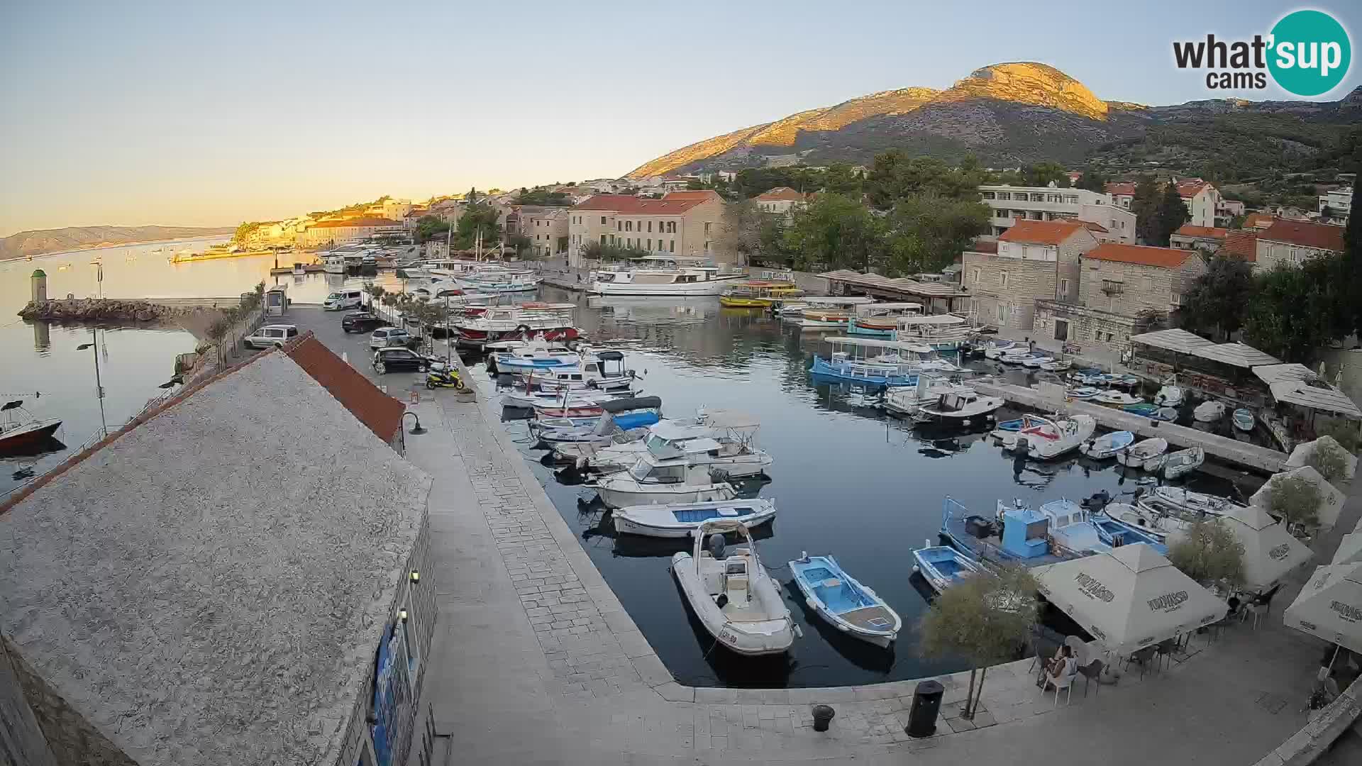Webcam Bol Harbour – Live View of Bol Riva & Marina