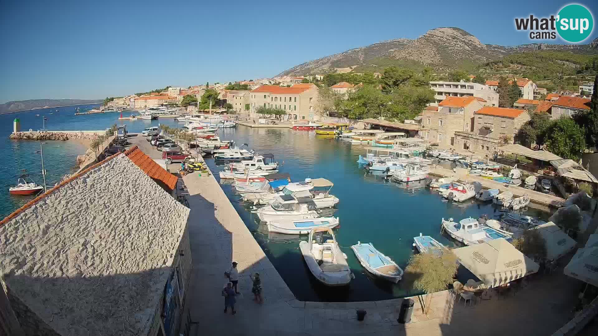 Webcam Bol Hafen – Liveblick auf Bol Riva & Marina