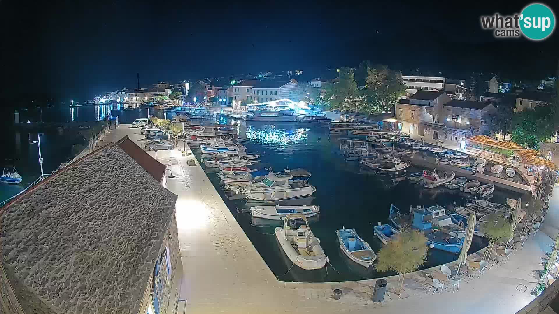 Webcam Bol Harbour – Live View of Bol Riva & Marina