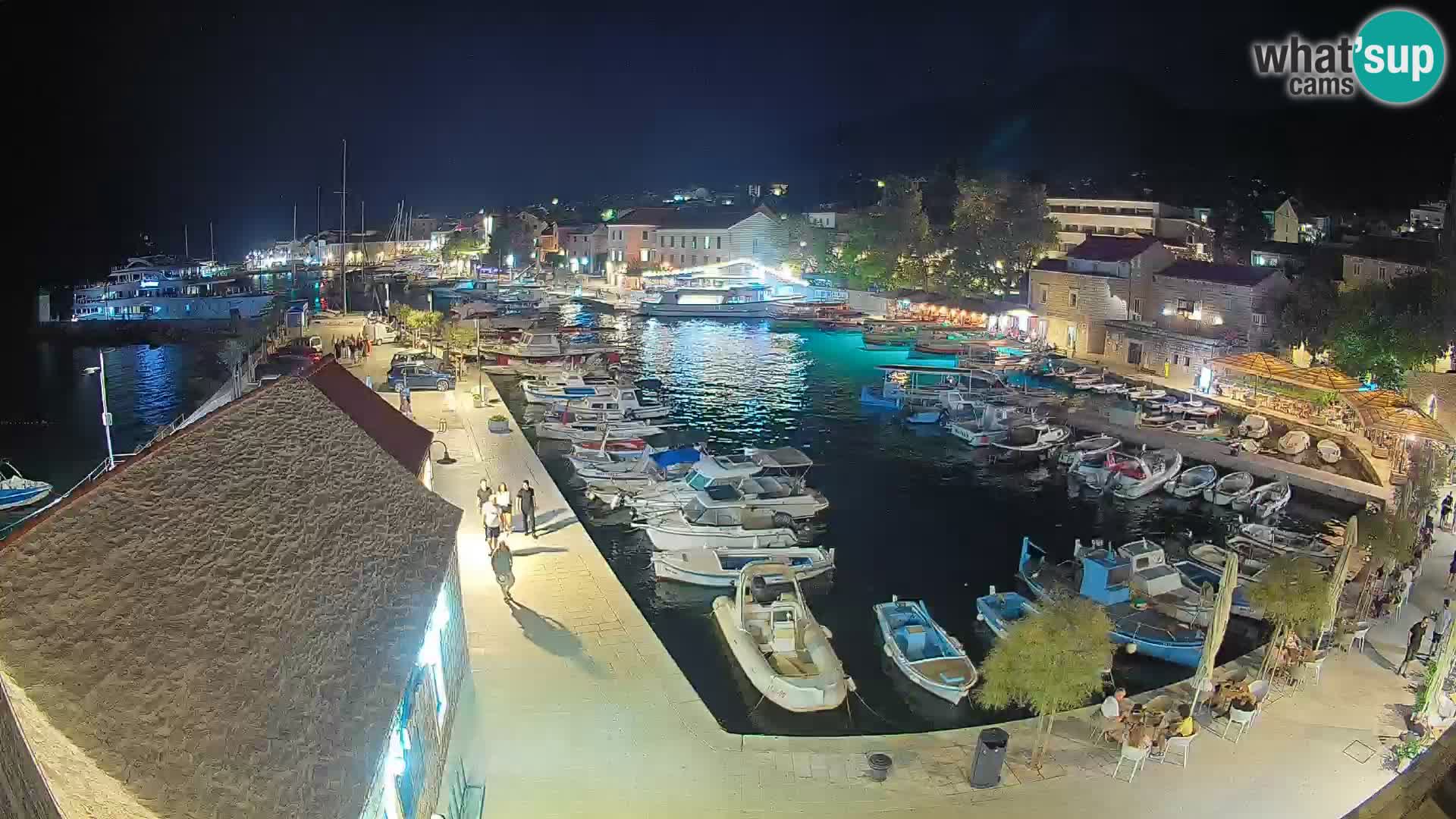 Webcam Bol Hafen – Liveblick auf Bol Riva & Marina