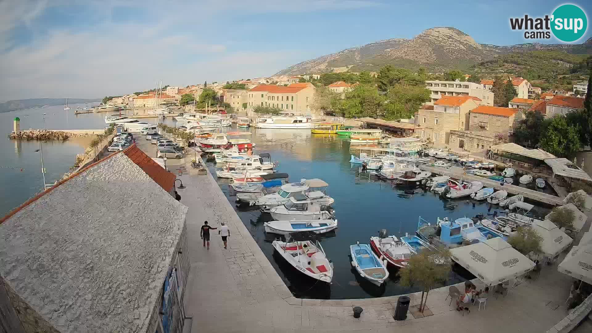 Webcam porto di Bol – Vista live sulla Riva e Marina