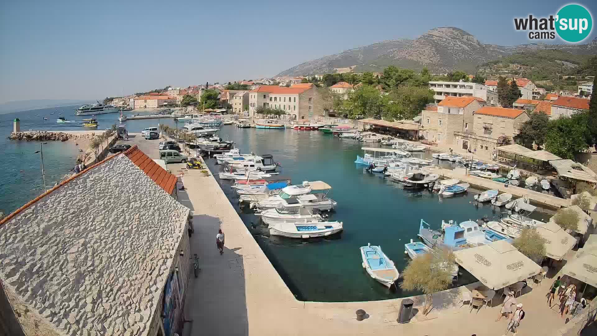 Webcam Bol Harbour – Live View of Bol Riva & Marina