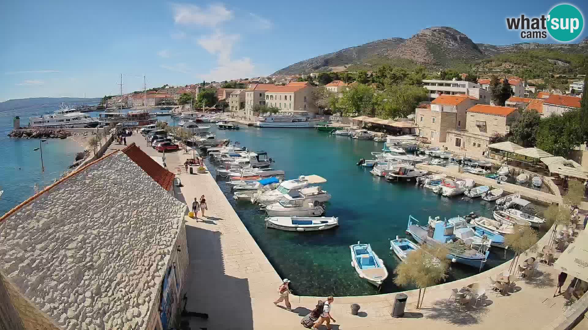 Webcam Bol Harbour – Live View of Bol Riva & Marina