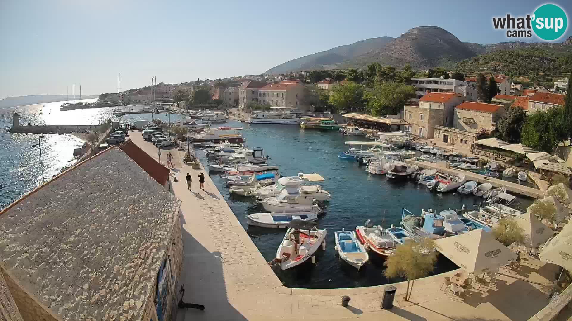 Webcam Bol Harbour – Live View of Bol Riva & Marina