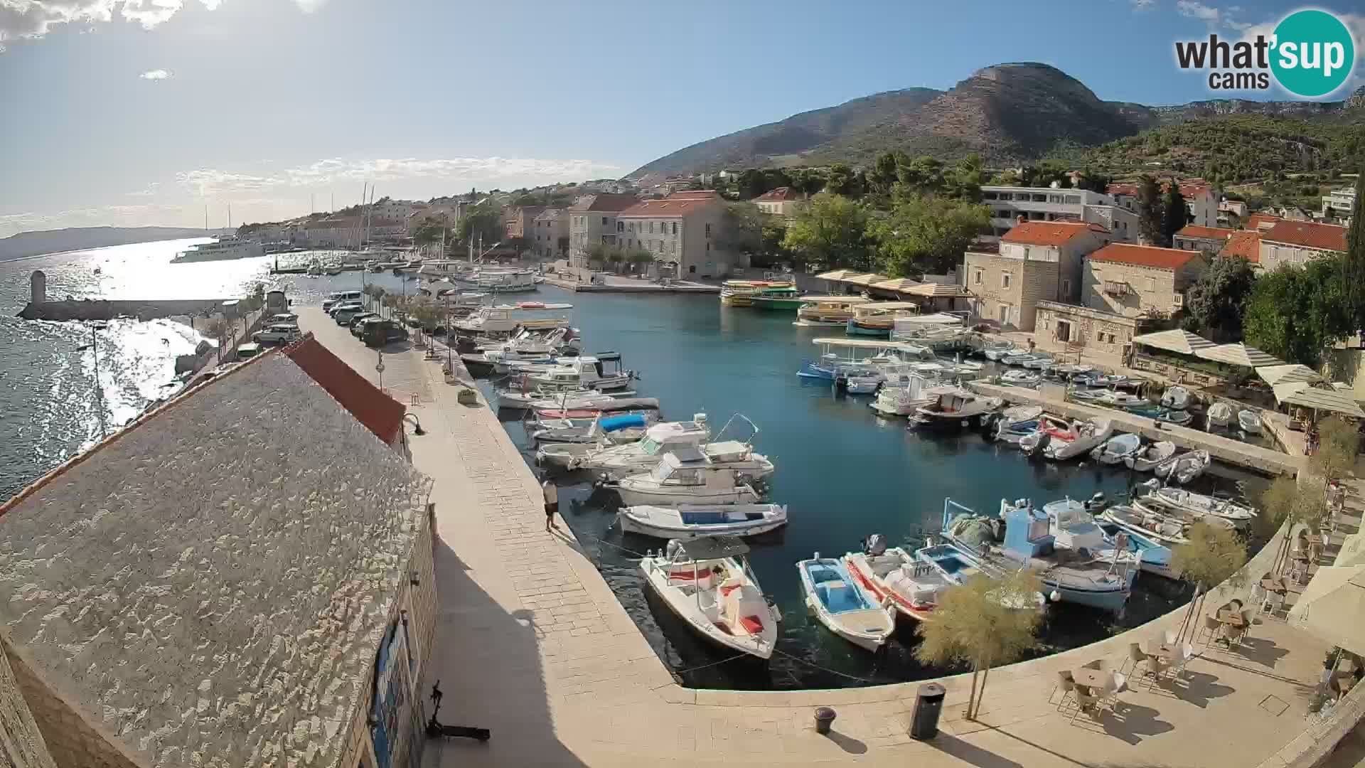 Webcam Bol Harbour – Live View of Bol Riva & Marina